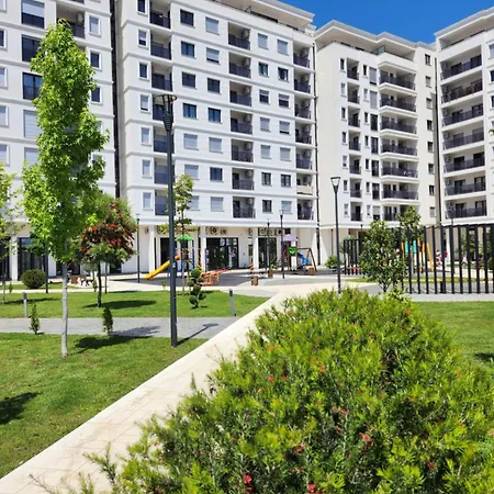 Green Apartments Podgorica With Garage Exterior photo